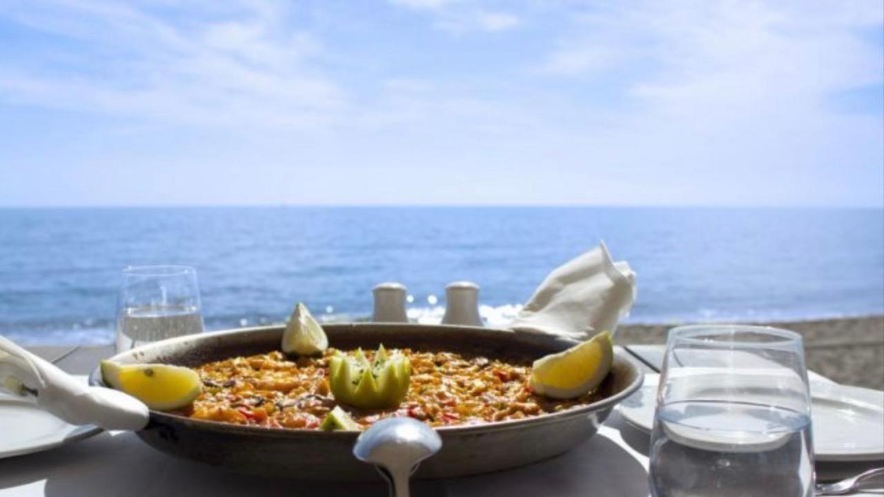 Marbella Beachfront - Beachside Apartment With Stunning Sea Views Экстерьер фото
