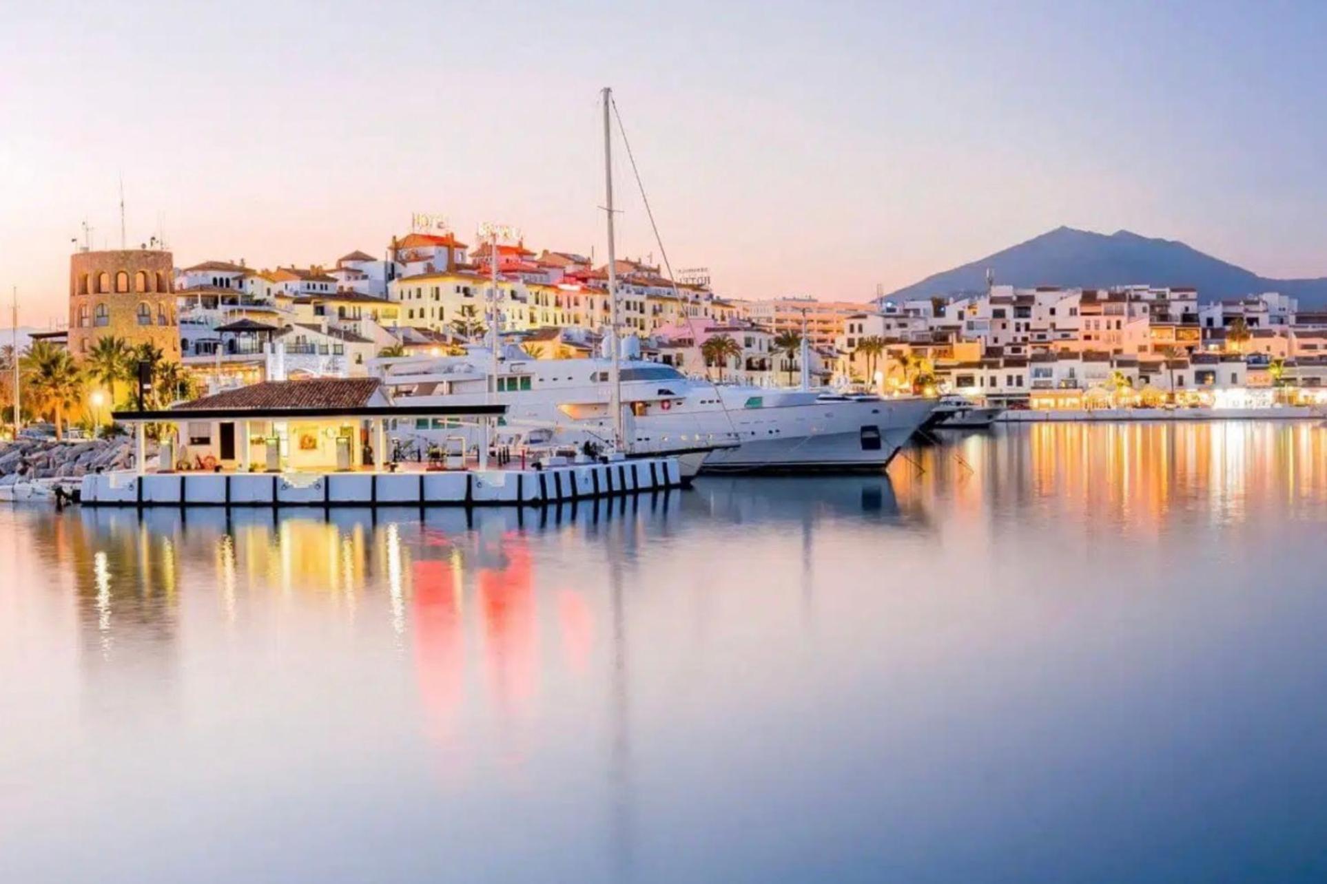 Marbella Beachfront - Beachside Apartment With Stunning Sea Views Экстерьер фото
